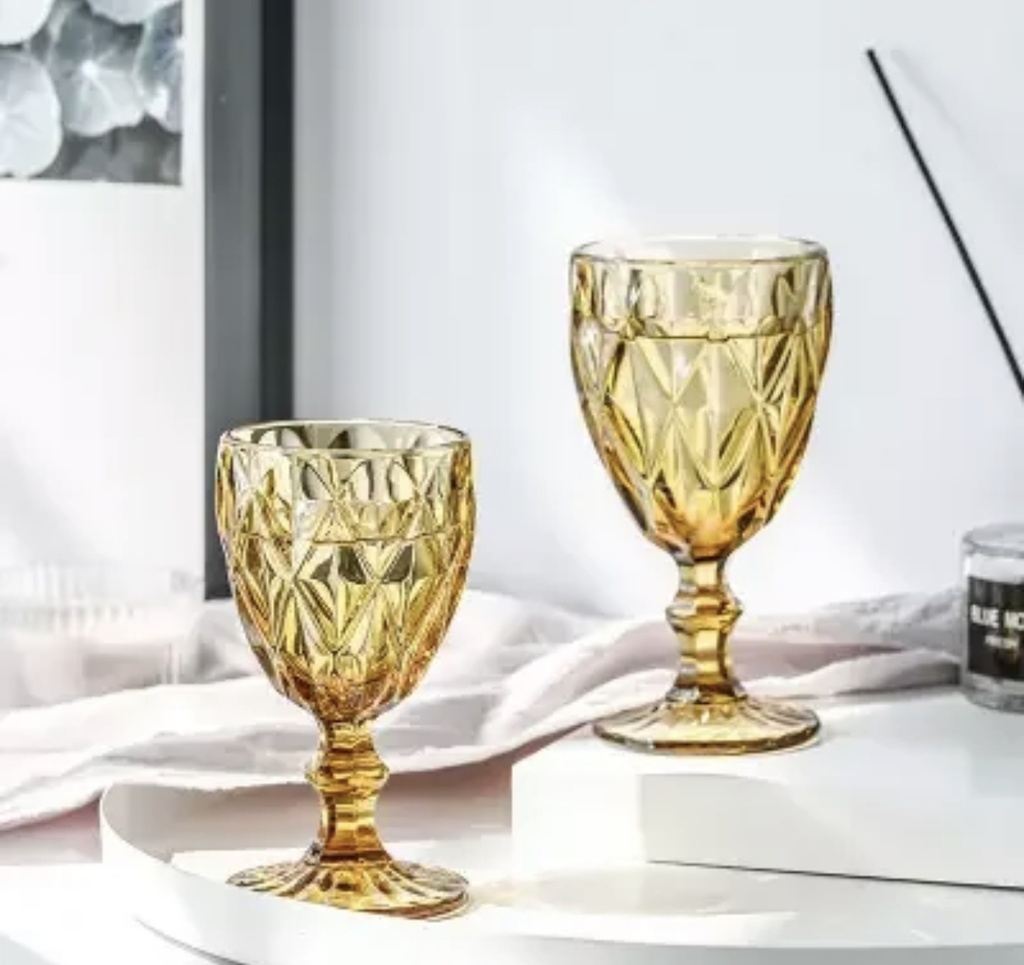 Ensemble de verre pour jus de fruit boisson et autre avec un design magnifique 