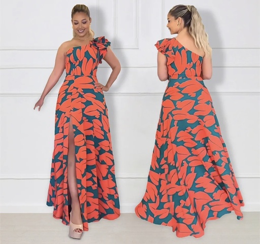 Robe sexy très classe avec des motif fleur et un design époustouflant 