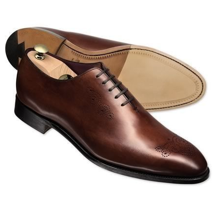 Chaussure de Ville avec un design classique très élégant en cuire 